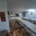 De La Mariee A 7mn Du Puy Du F0u