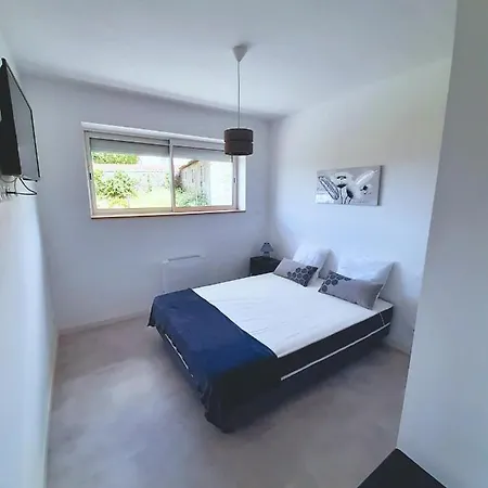 De La Mariee A 7mn Du Puy Du F0u Gæstehus 3*