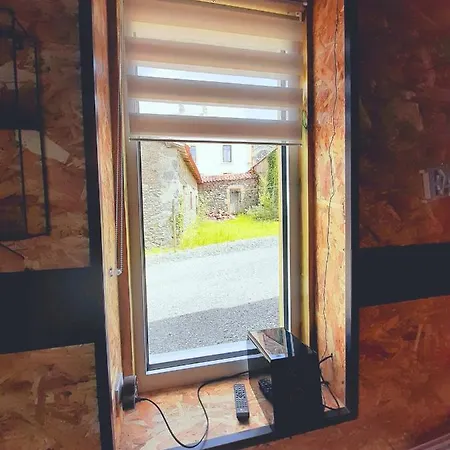 Gæstehus De La Mariee A 7mn Du Puy Du F0u Chambretaud