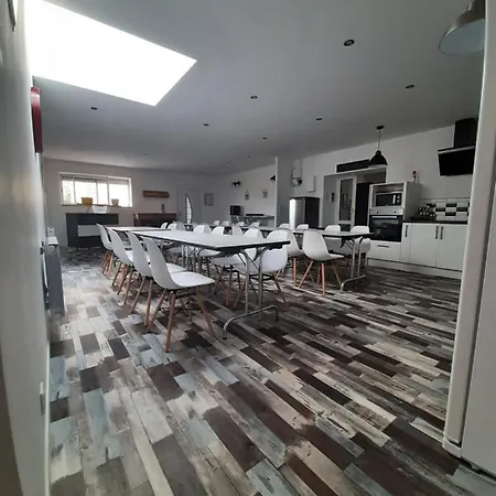 De La Mariee A 7mn Du Puy Du F0u Gæstehus 3*