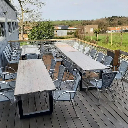 De La Mariee A 7mn Du Puy Du F0u