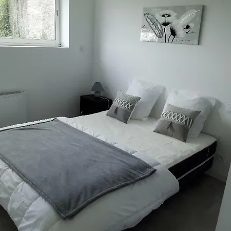 De La Mariee A 7mn Du Puy Du F0u