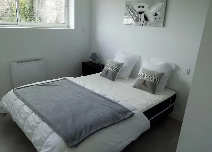 De La Mariee A 7mn Du Puy Du F0u